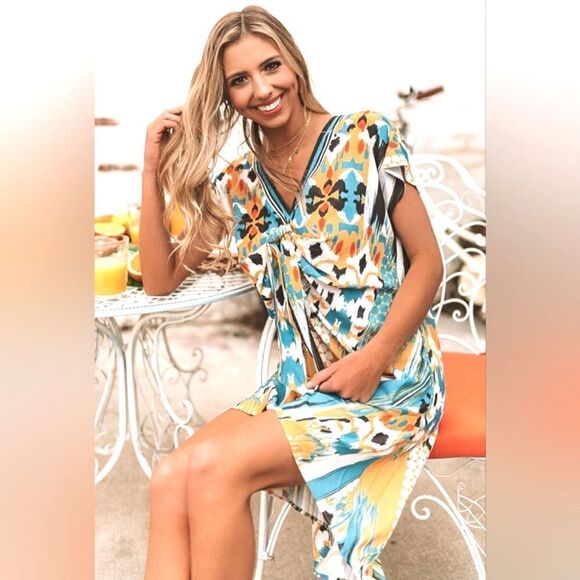 Jealous Tomato Colorful Printed Shift Dress with Bow Below Chest, Size 1X - Picture 1 of 10